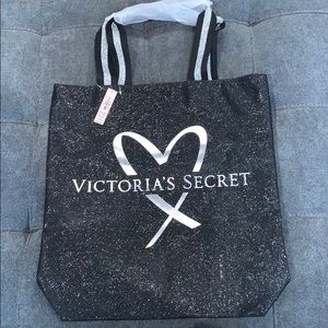 Victoria’s Secret tote
